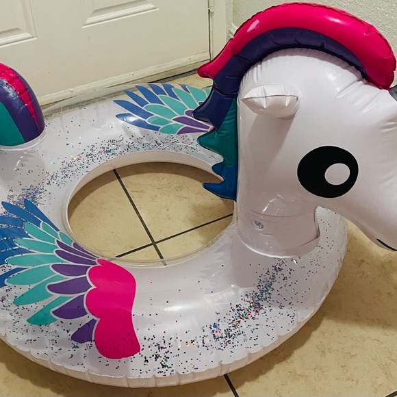SLOOSH - Unicorn with Glitters Pool Float - Picture 5 of 9